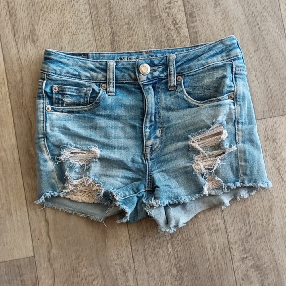 Womens Sz 2 AE AMERICAN EAGLE Destroyed Jean Shorts High rise Shorties b24 - Picture 6 of 6